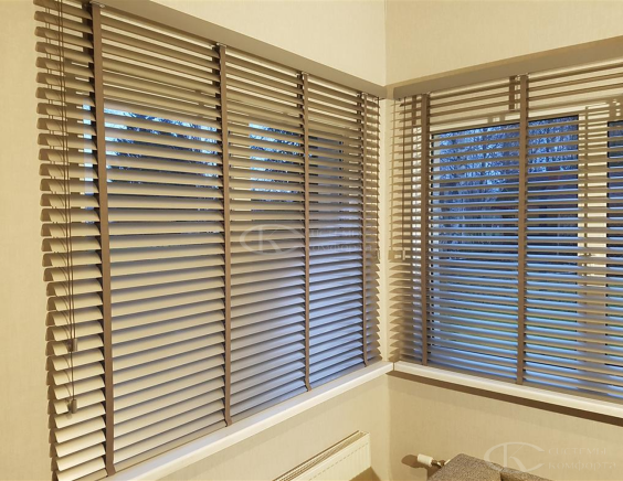 Горизонтальные жалюзи